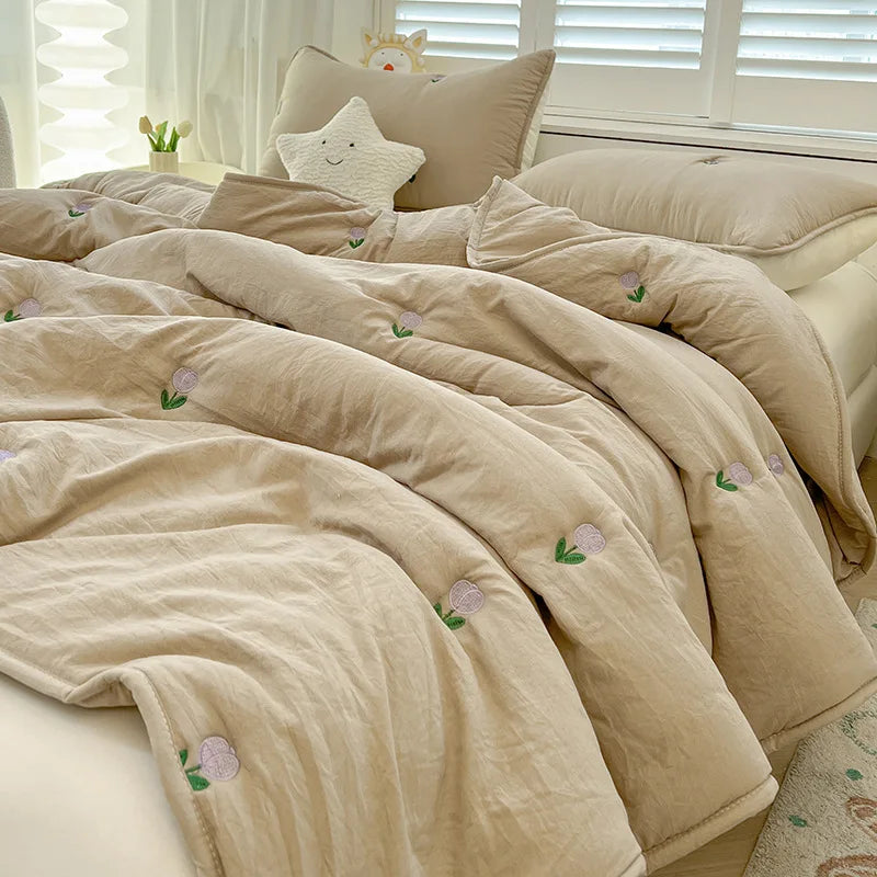 STORESDE Summer new tulip embroidered summer quilt household solid color air conditioner quilt, no pillowcase