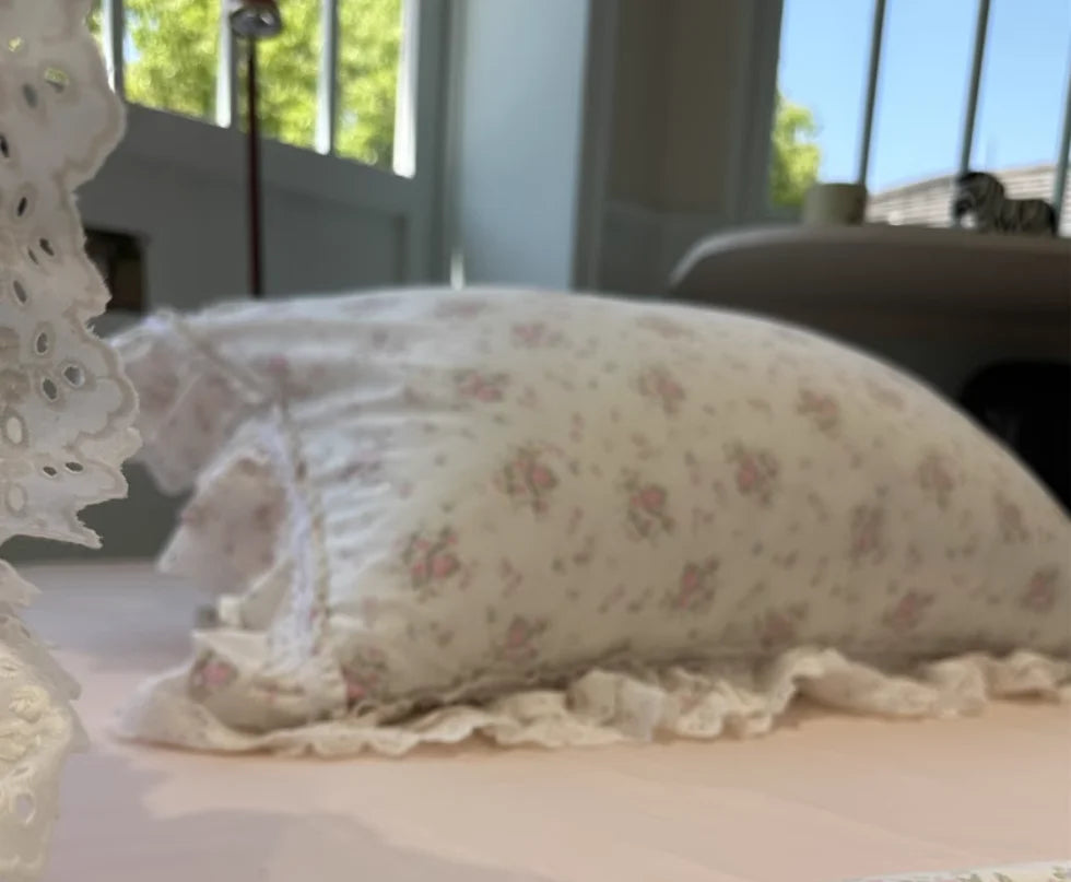 STORESDE 2 pieces Floral Garden Pillow Cover , Handmade Ruffle Lace Pillowcase , Bed Printed Princess Pillow Sham