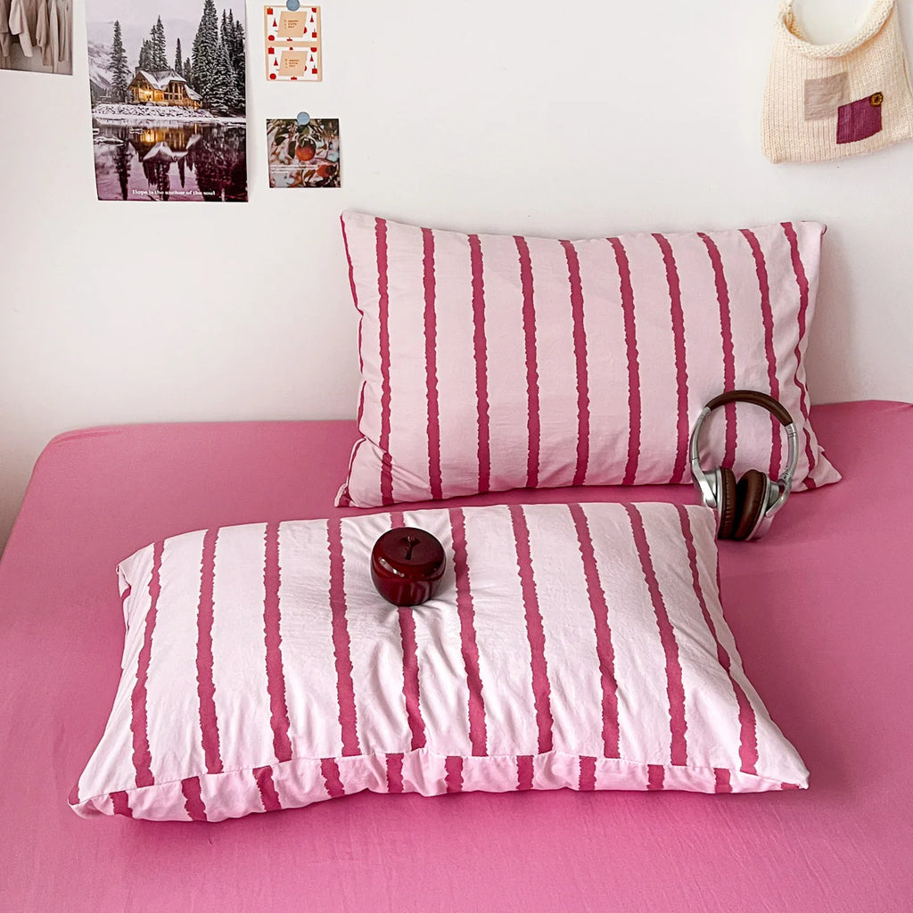 STORESDE 3pcs Simple Pink Striped Duvet Cover Set with 2 Pillowcases Soft Washed Cotton Bedding Set For Girls 150x200cm Bedroom Decor