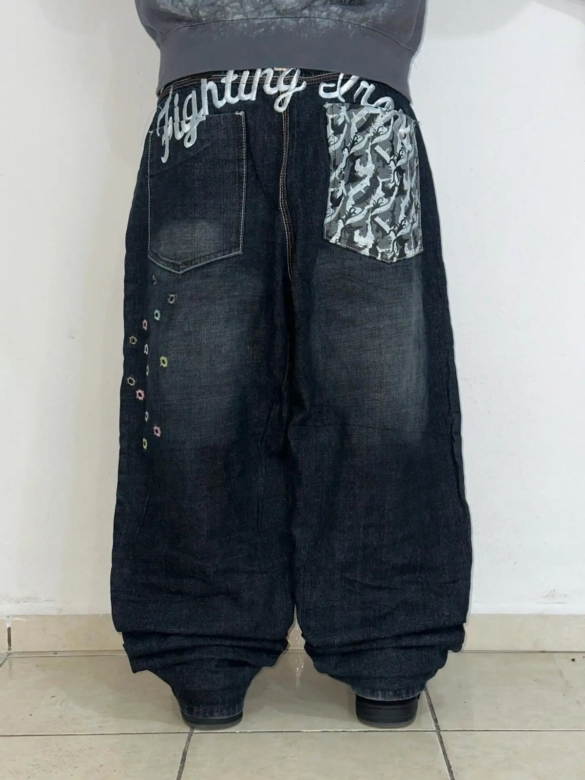 STORESDE American Fashion Printing Jeans Hip Hop Baggy Cross-legged Jeans Grey Wash Straight Mop Pants Men and Women