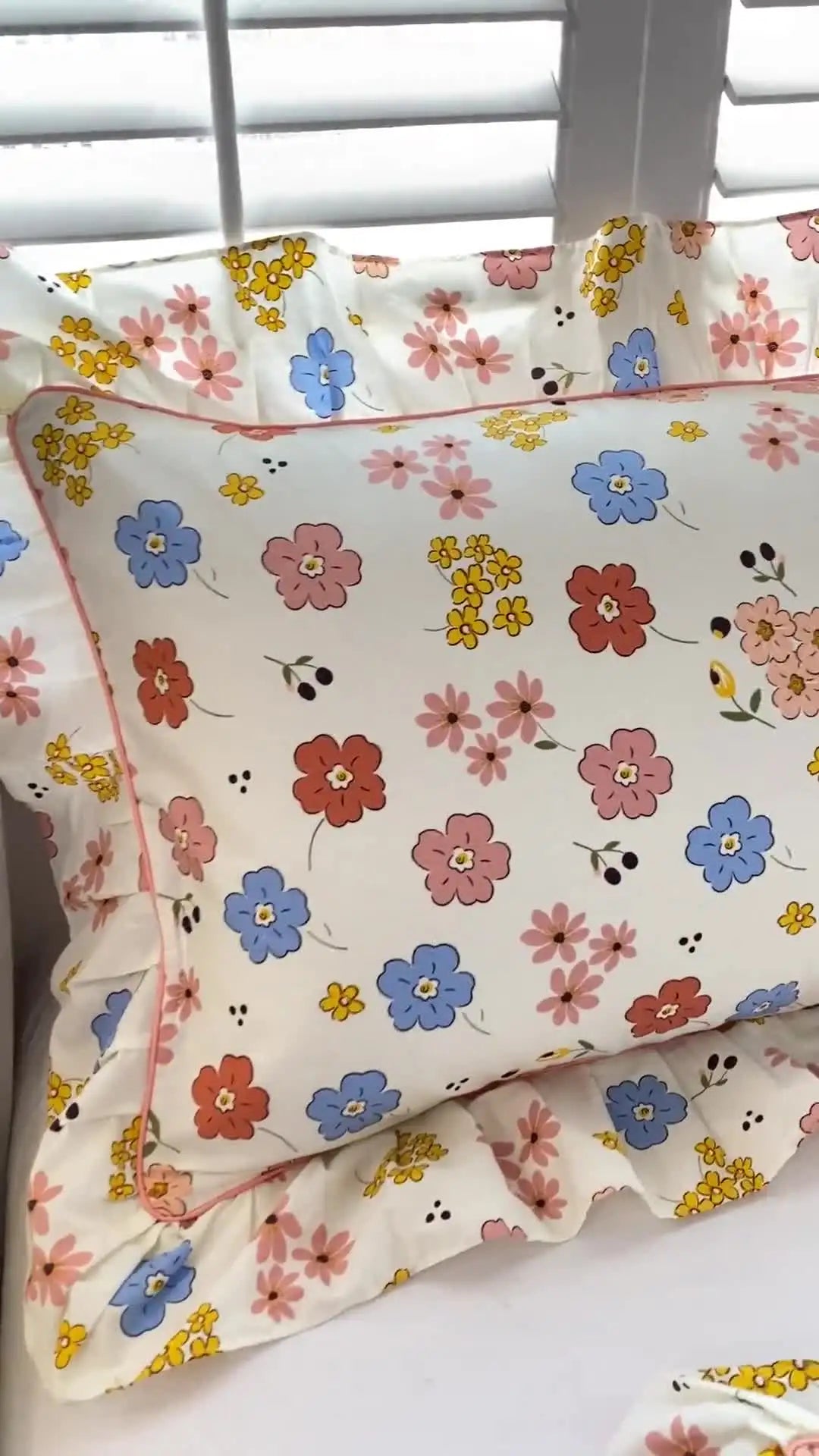 STORESDE A pair of cotton printed pillowcases with ruffled edges, garden body pillowcases, bed pillowcases