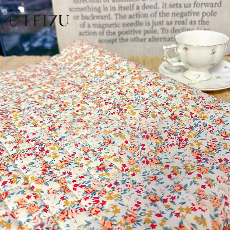 STORESDE 140x90cm Clip Cotton Quilted Fabric Fresh Floral Print for Warm Jacket Bag Cotton Coat Bedding Pillow Handmade DIY Sewing Fabric