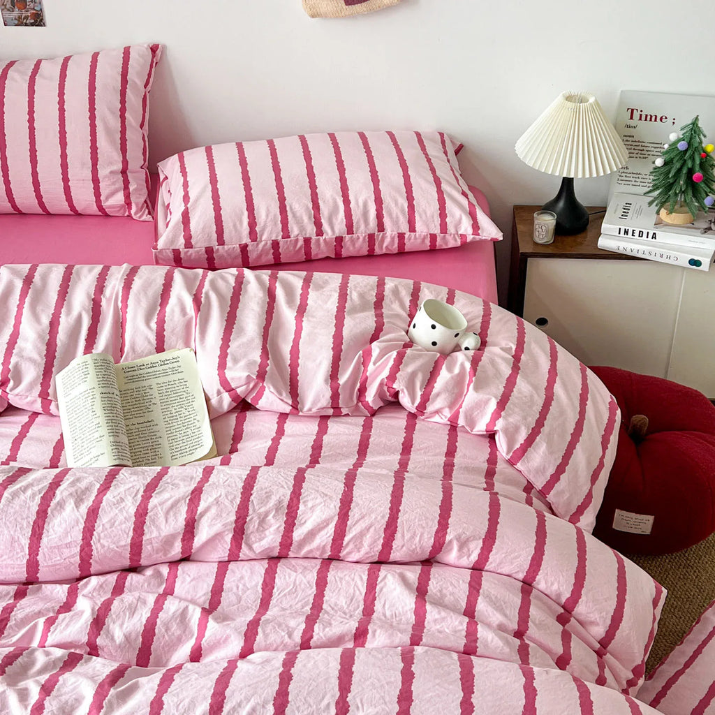 STORESDE 3pcs Simple Pink Striped Duvet Cover Set with 2 Pillowcases Soft Washed Cotton Bedding Set For Girls 150x200cm Bedroom Decor