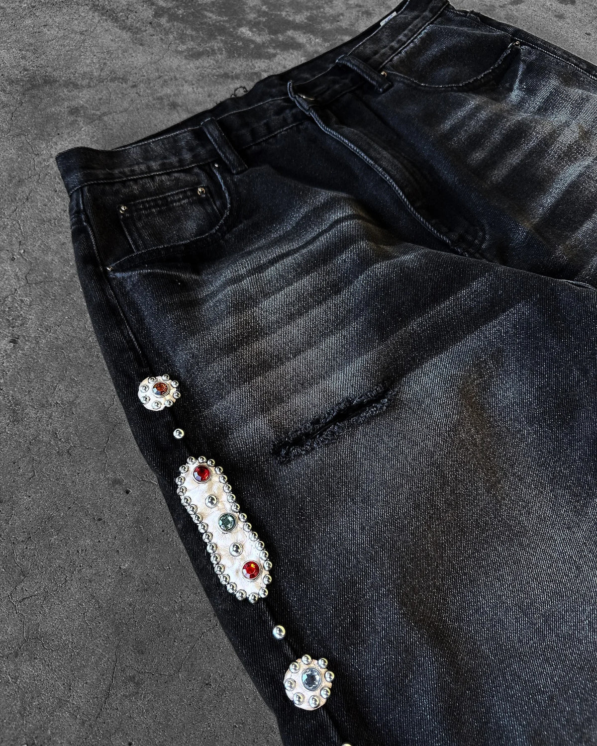 STORESDE Gothic Diamond Punk Hip Hop Men's Slim Jeans Damaged Destroyed Hole Baggy Denim Long Trouser Pants Y2k Streetwear Ripped Jeans