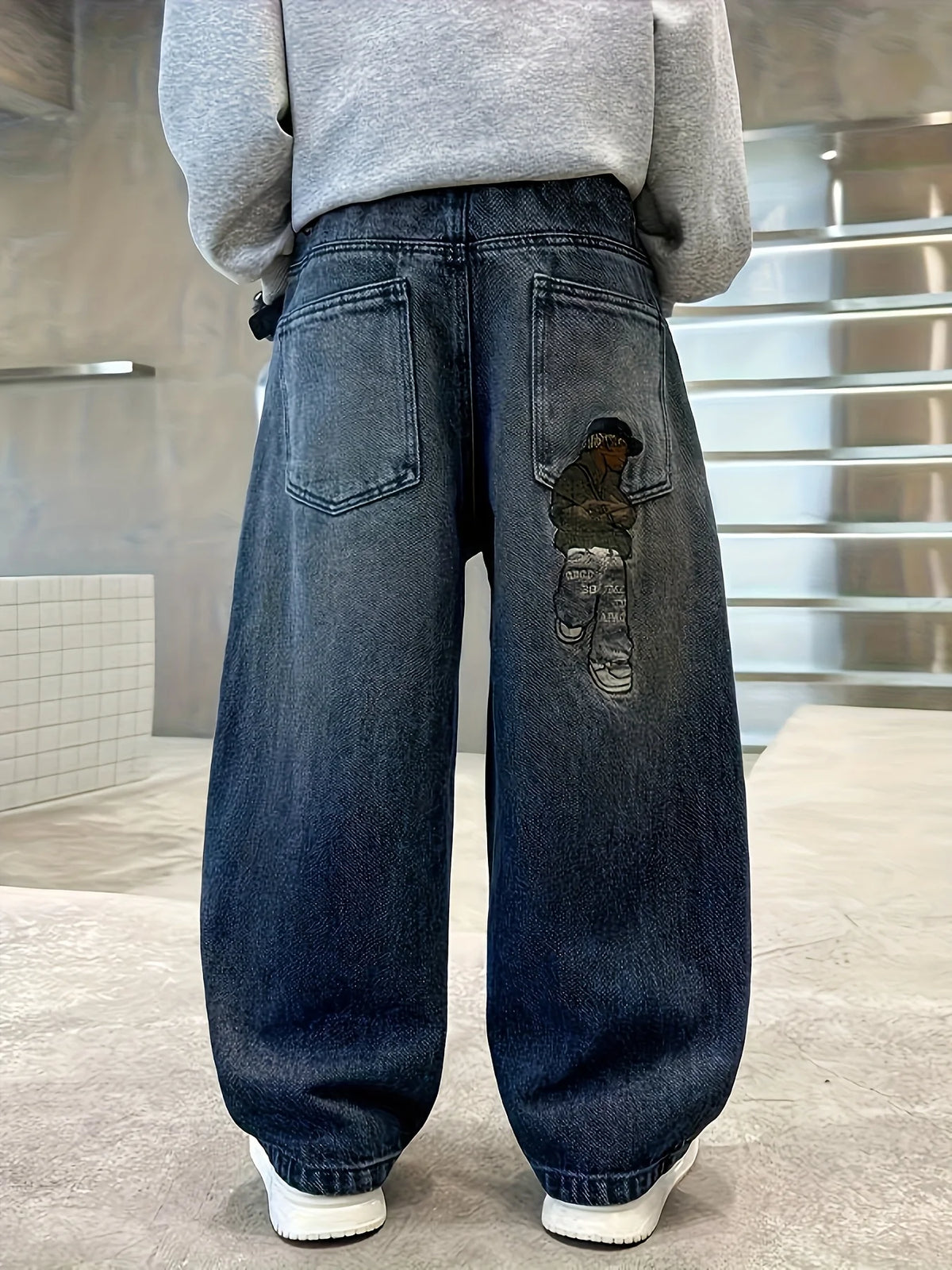 STORESDE Boy's loose-fit trendy rear pocket embroidered design denim straight-leg pants, comfortable stretch elastic waist.