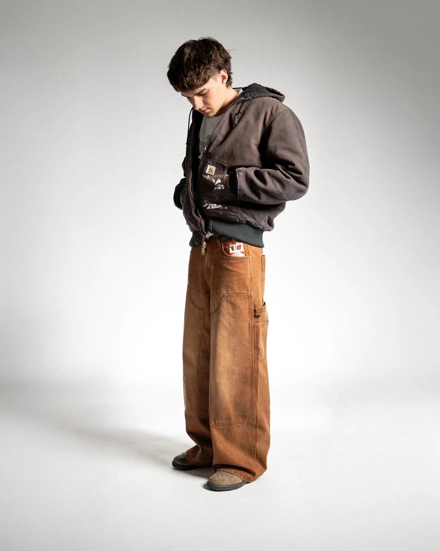 STORESDE Embroidered Smoke Pattern Denim Jeans Men Women Vintage Brown Gradient Wash Streetwear High Waisted Slim Fit Trousers
