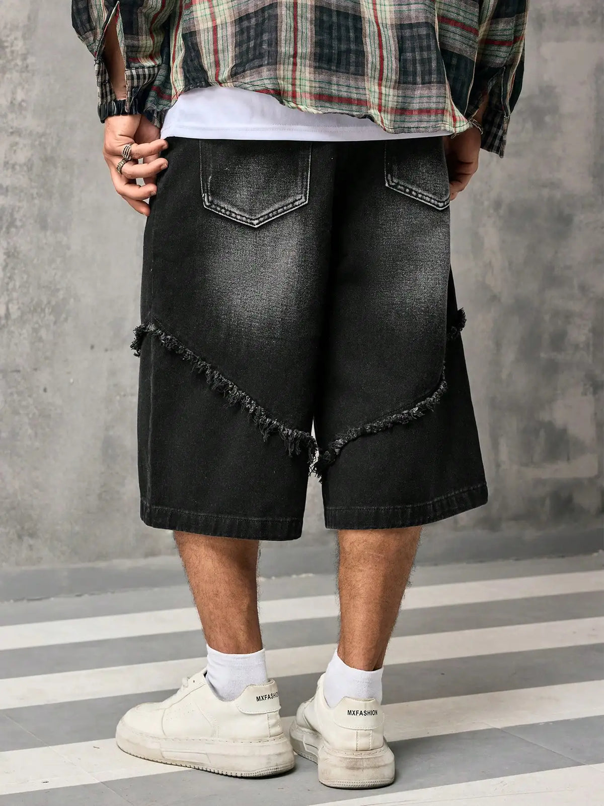 STORESDE Men's Vintage Distressed Denim Three-Quarter Capri Shorts Baggy Fit Frayed Edge Patchwork High Street Summer Streetwear