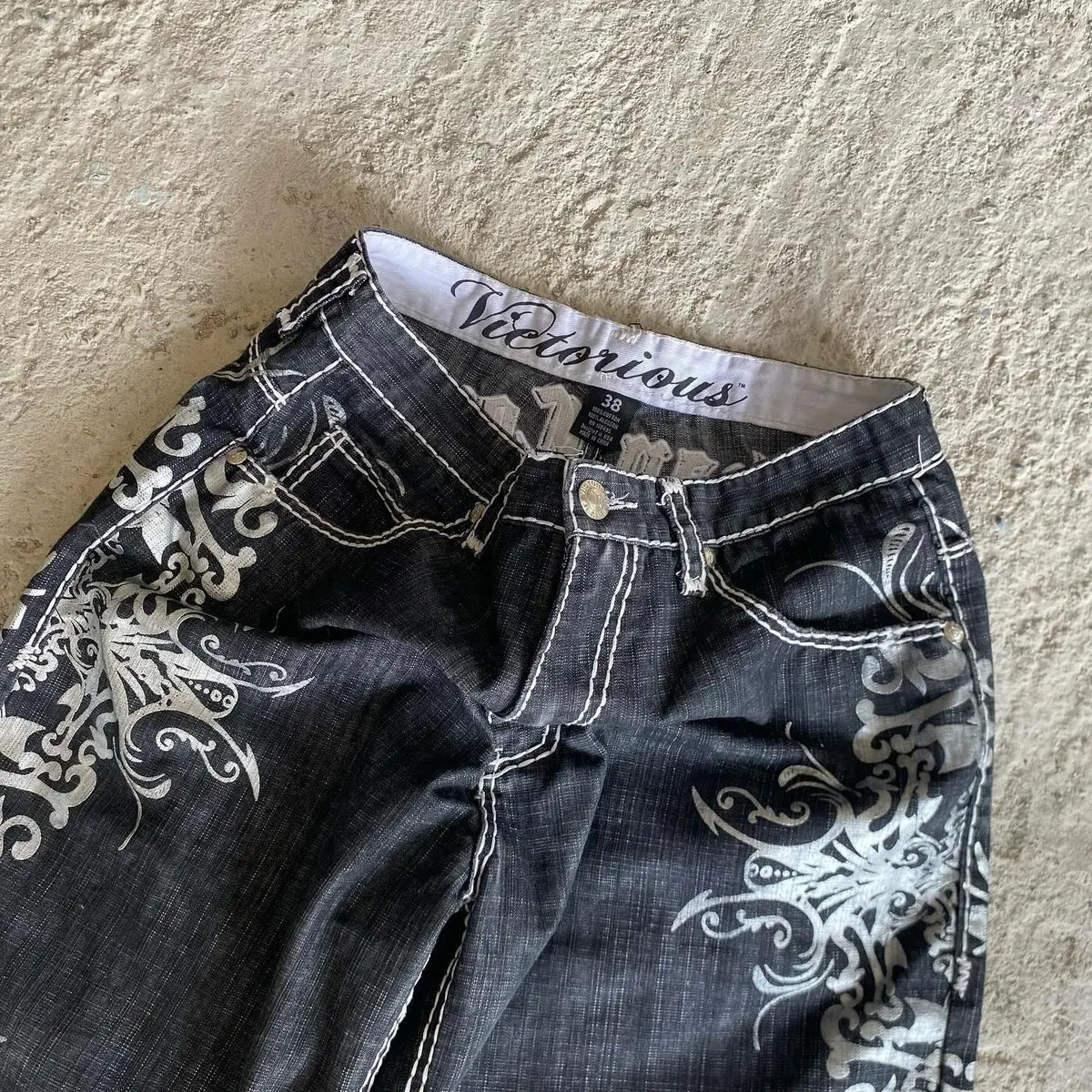 STORESDE New Streetwear American Denim Shorts Mens Womens Hip Hop Embroidery Printed Loose Shorts Gothic Retro Casual Basketball Shorts