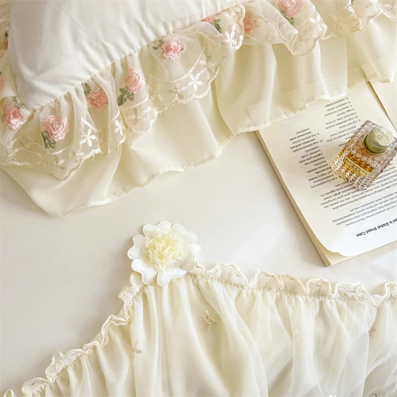 STORESDE 3pcs Korean style Duvet Cover Set (1*Duvet Cover + 2*Pillowcase, Without Core), Lace embroidery Bedding Set