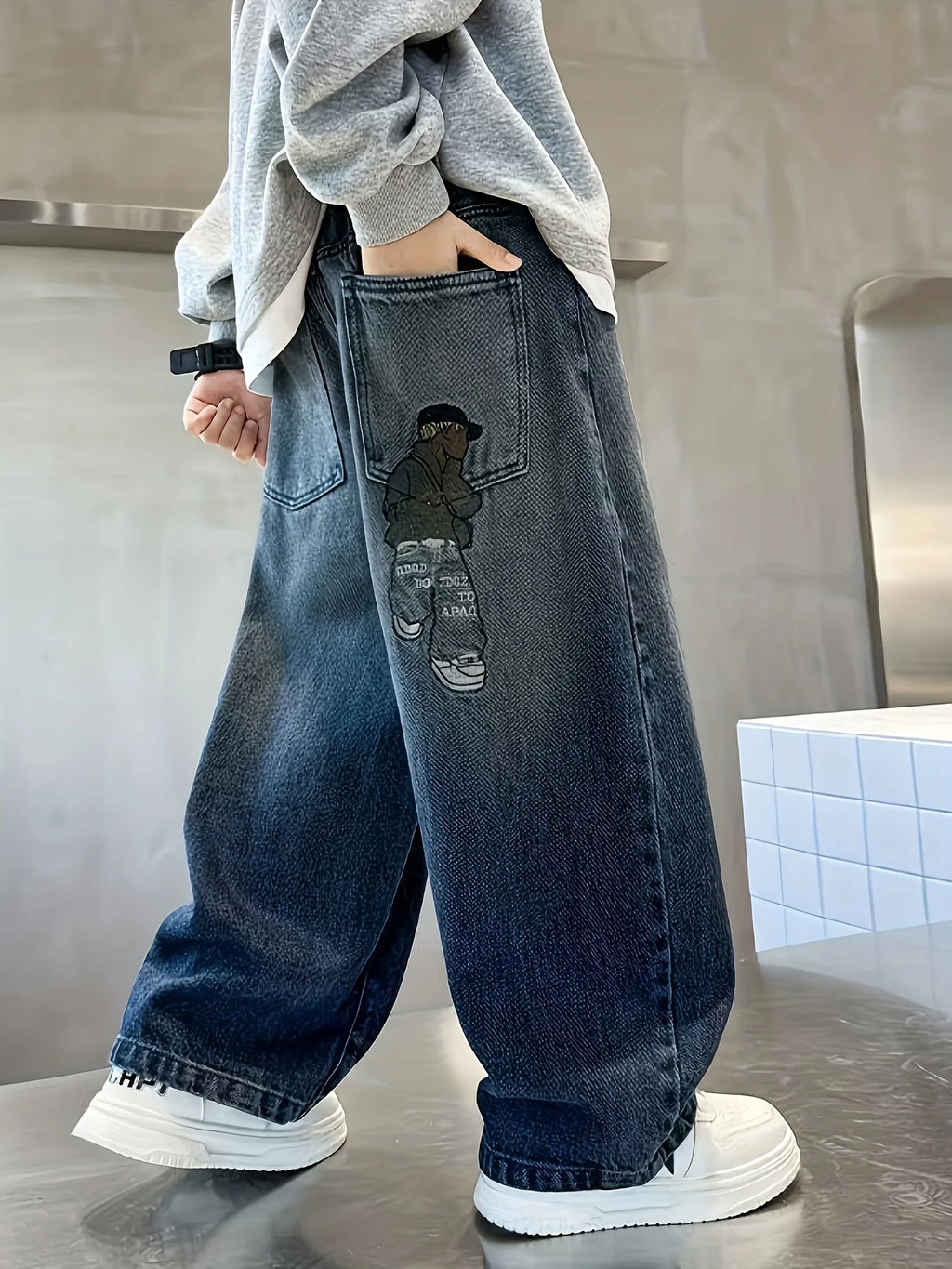 STORESDE Boy's loose-fit trendy rear pocket embroidered design denim straight-leg pants, comfortable stretch elastic waist.