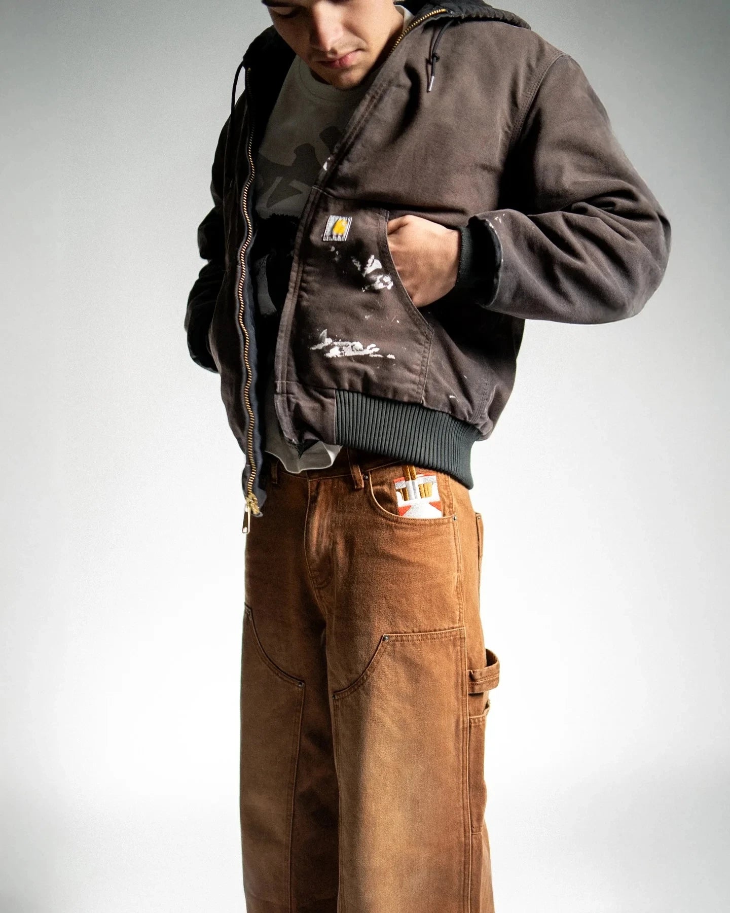 STORESDE Embroidered Smoke Pattern Denim Jeans Men Women Vintage Brown Gradient Wash Streetwear High Waisted Slim Fit Trousers
