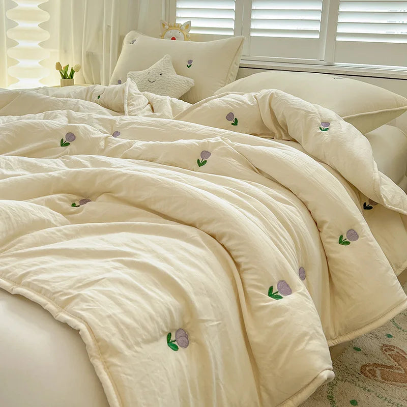 STORESDE Summer new tulip embroidered summer quilt household solid color air conditioner quilt, no pillowcase