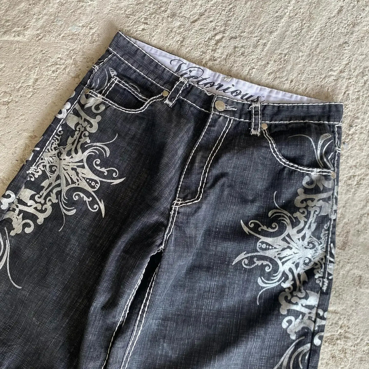 STORESDE New Streetwear American Denim Shorts Mens Womens Hip Hop Embroidery Printed Loose Shorts Gothic Retro Casual Basketball Shorts