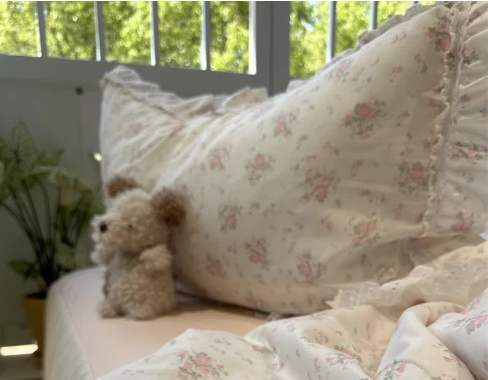 STORESDE 2 pieces Floral Garden Pillow Cover , Handmade Ruffle Lace Pillowcase , Bed Printed Princess Pillow Sham