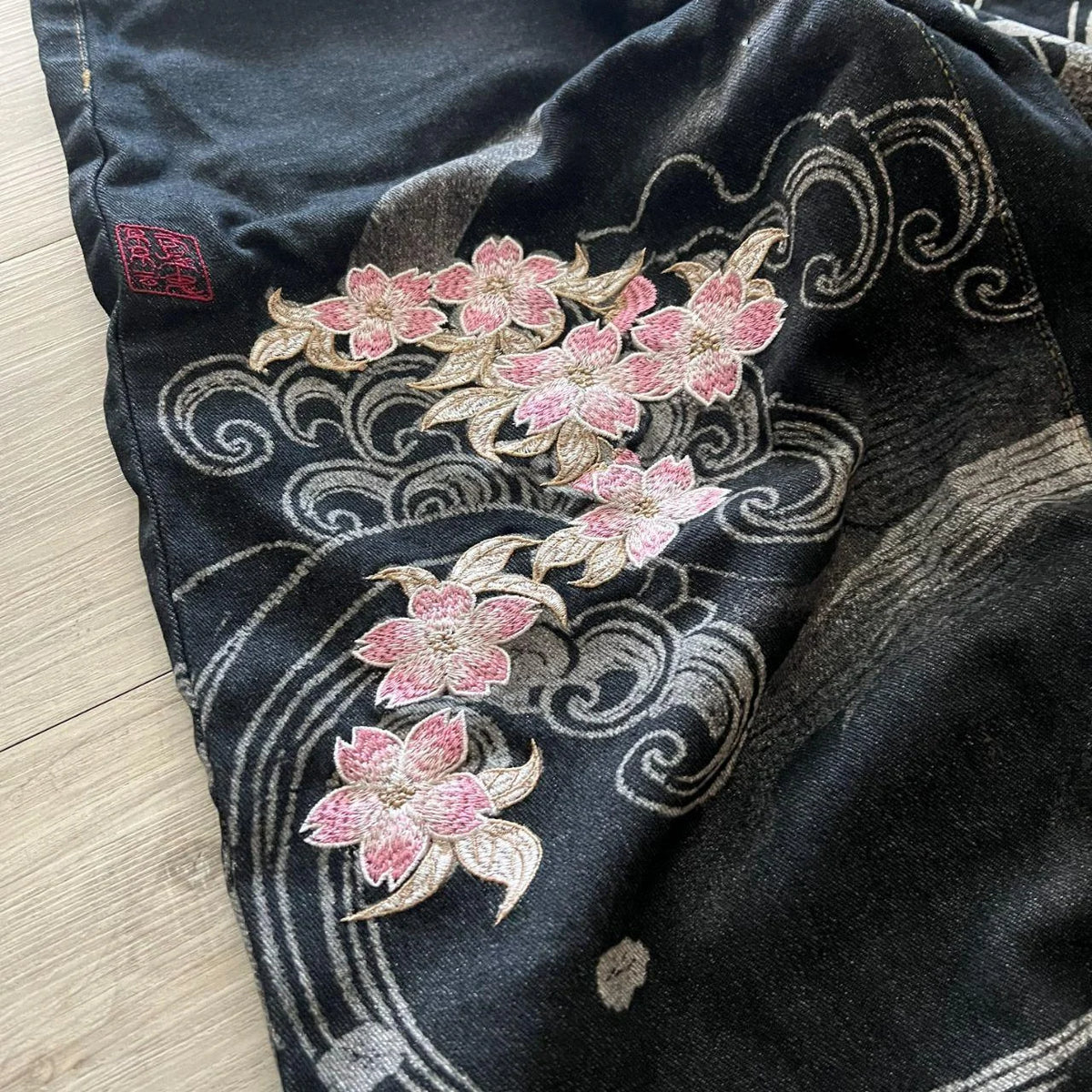 STORESDE New Black Wide Leg Denim Jeans Men Dragon Print Cherry Blossom Embroidery Vintage Washed Loose Harajuku Streetwear Casual Pants