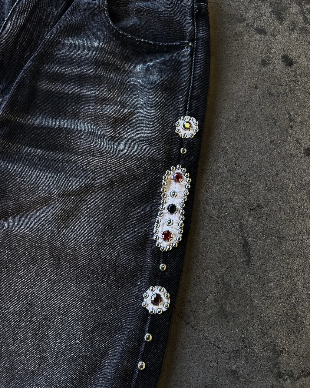 STORESDE Gothic Diamond Punk Hip Hop Men's Slim Jeans Damaged Destroyed Hole Baggy Denim Long Trouser Pants Y2k Streetwear Ripped Jeans