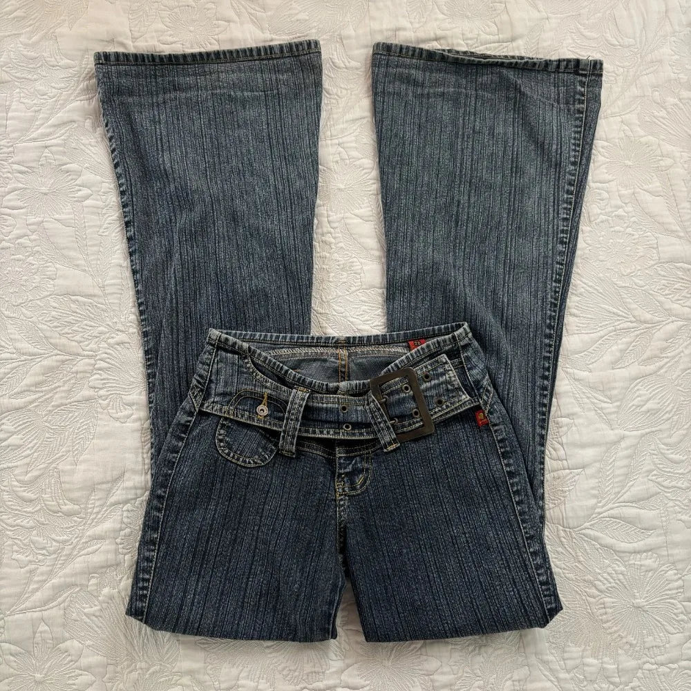 STORESDE Y2K Low Waisted Flare Jeans Hot Girl Slim Fitting Hip Hugging Jeans Original Style Fashionable Long Pants Retro Old School Denim