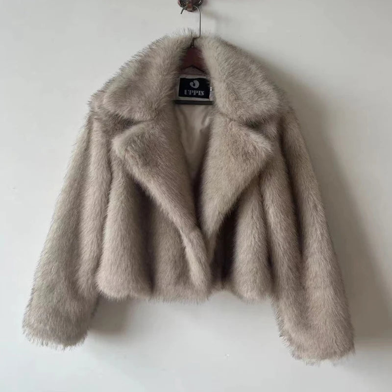 STORESDE 2026 Luxury Brand Autumn Winter Fur Coat Women Short Lazy Wind Fox Fur Jacket Cropped Fluffy Casaco De Pele Feminino