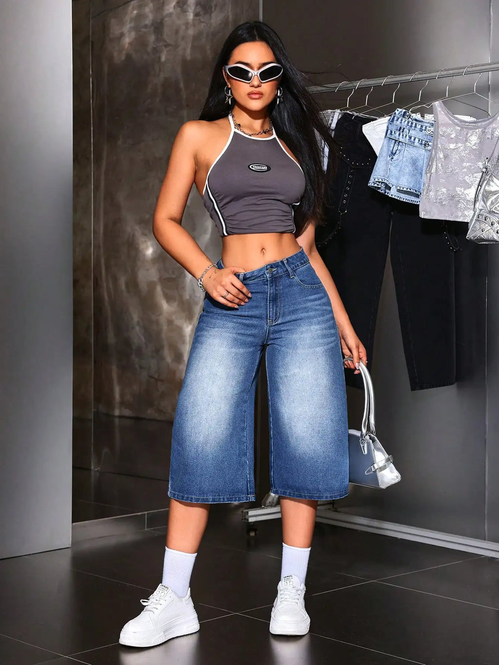 STORESDE American Retro Hot Girl Style Distressed Fleece Hem Jeans Mid-Thigh Pants, Must-Have Streetwear, High Waist Loose-Fitting Casual
