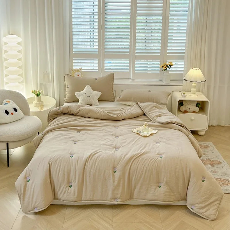 STORESDE Summer new tulip embroidered summer quilt household solid color air conditioner quilt, no pillowcase