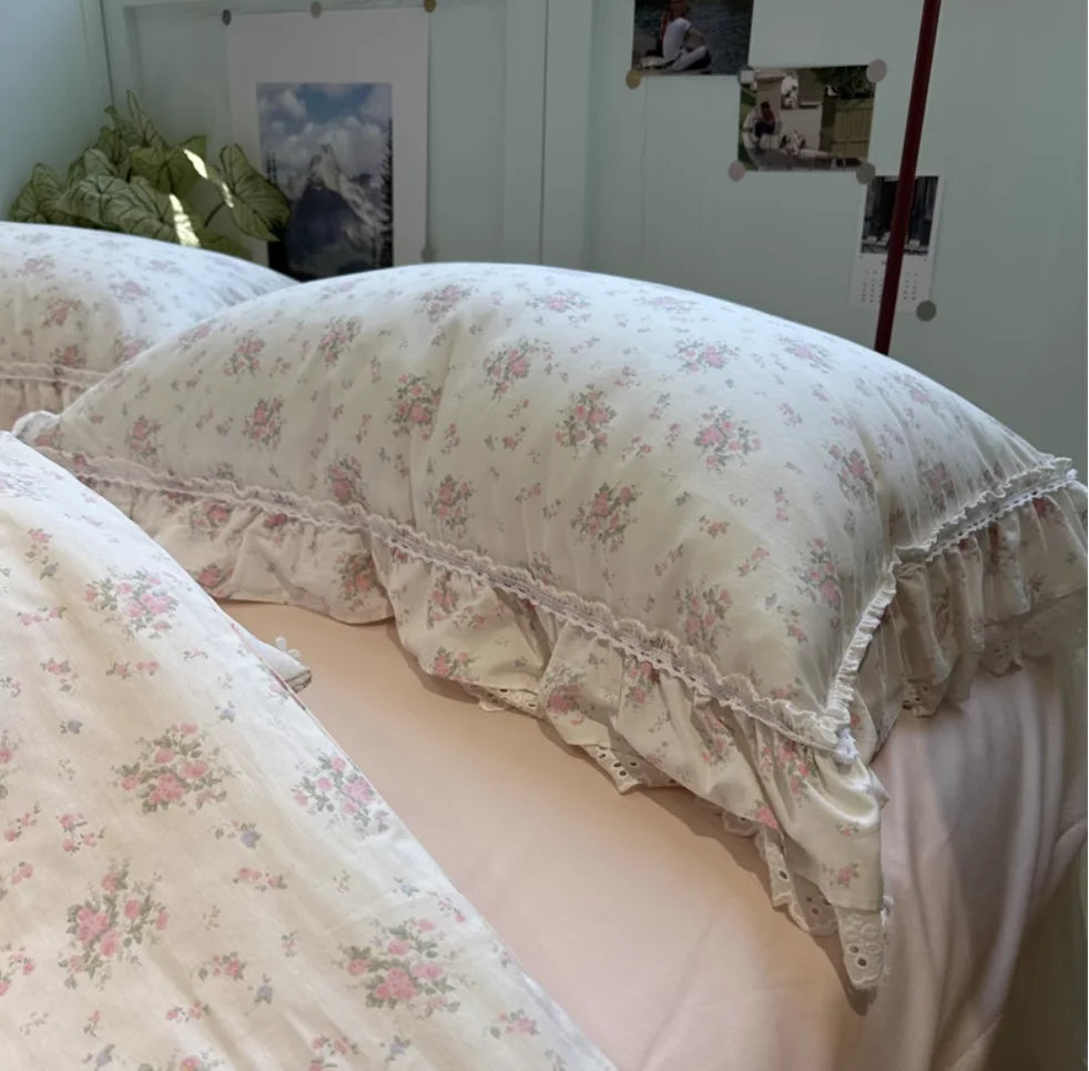 STORESDE 2 pieces Floral Garden Pillow Cover , Handmade Ruffle Lace Pillowcase , Bed Printed Princess Pillow Sham