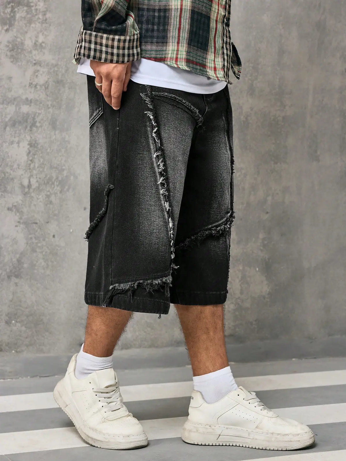 STORESDE Men's Vintage Distressed Denim Three-Quarter Capri Shorts Baggy Fit Frayed Edge Patchwork High Street Summer Streetwear