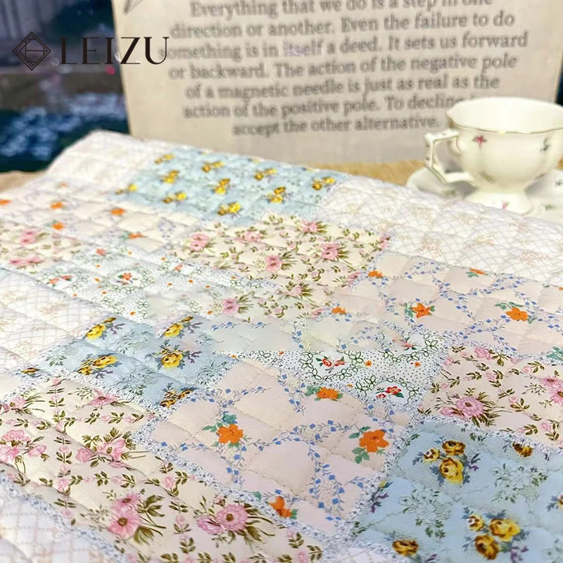 STORESDE 140x90cm Clip Cotton Quilted Fabric Fresh Floral Print for Warm Jacket Bag Cotton Coat Bedding Pillow Handmade DIY Sewing Fabric