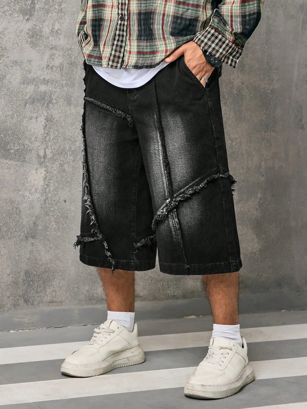STORESDE Men's Vintage Distressed Denim Three-Quarter Capri Shorts Baggy Fit Frayed Edge Patchwork High Street Summer Streetwear